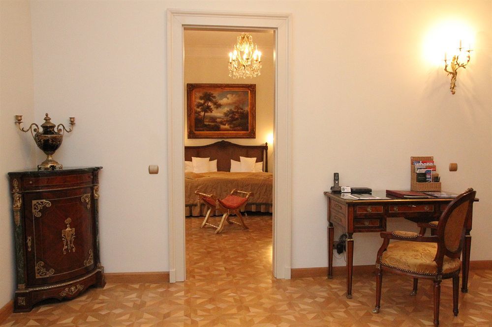 St. George Residence Budapeste Exterior foto