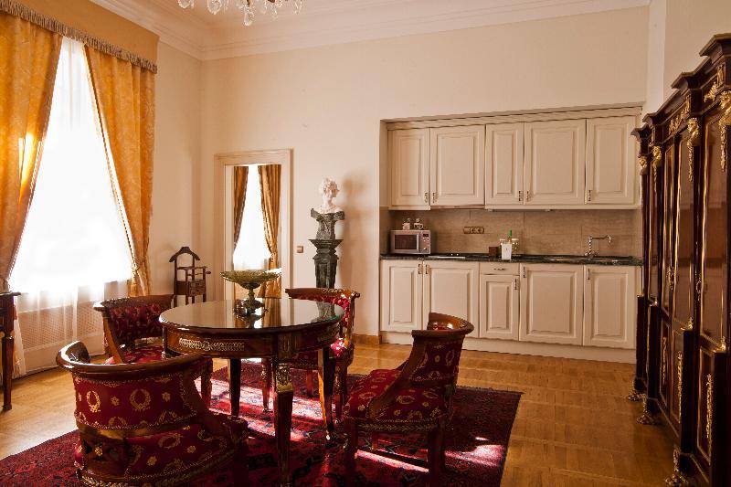St. George Residence Budapeste Exterior foto